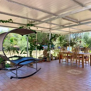 Alloggio in famiglia La Quercia, Santa Lucia (Sardinia)